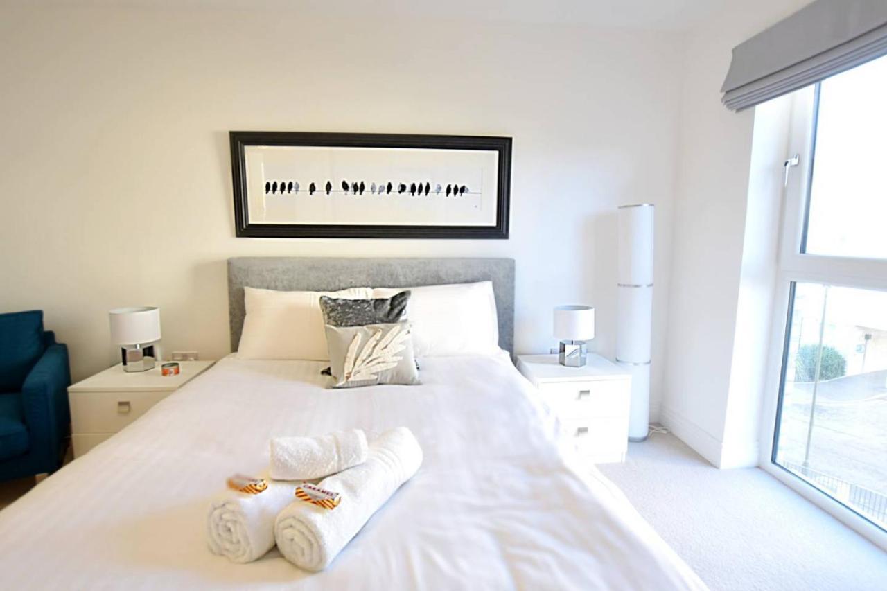 Altido Bright City Centre 2Bed, 2Bath With Free Parking Единбург Екстериор снимка