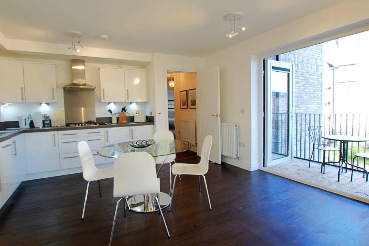 Altido Bright City Centre 2Bed, 2Bath With Free Parking Единбург Екстериор снимка
